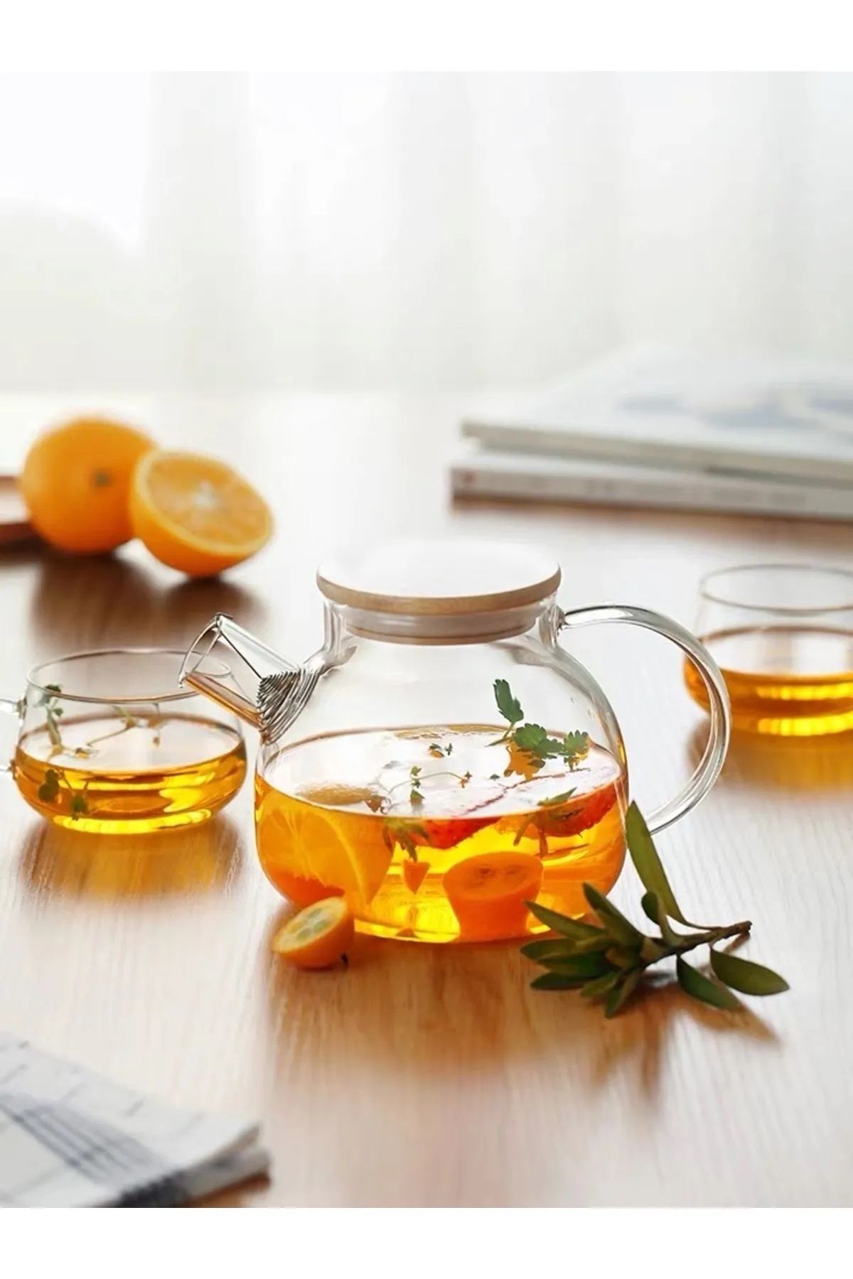 Isıya Dayanıklı 1000 ml Çelik Süzgeçli Cam Demlik Bitki Çayları , Borosilikat ,Bambu Kapaklı sürahi